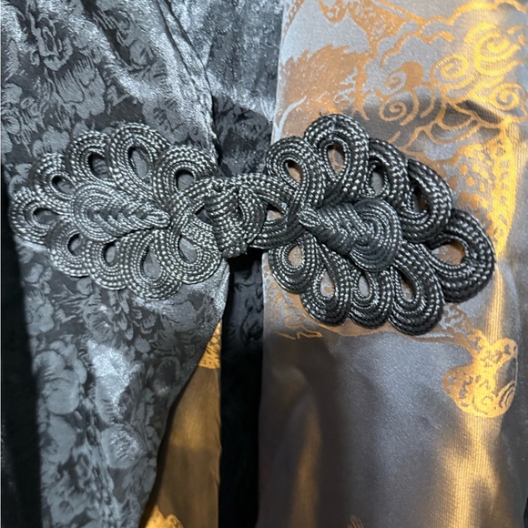 Elegant Black and Gold Layered top, jacket - Picture 5 of 6